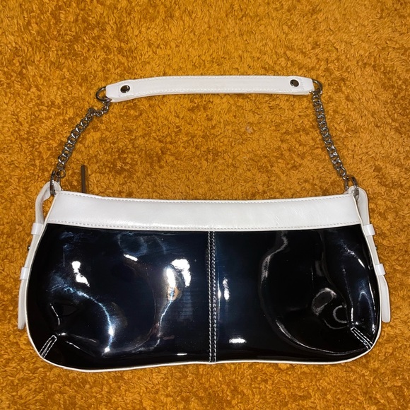 Via Spiga Black & White PVC Shoulder Bag - Picture 5 of 12